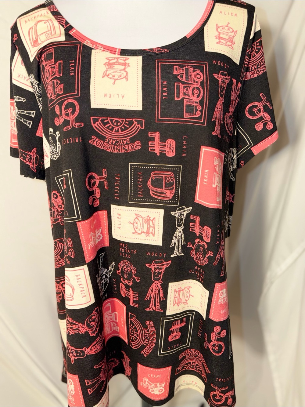 LuLaRoe Disney Pixar Toy Story Classic T-Shirt 2XL